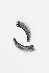 Wink Fluttery False Lashes